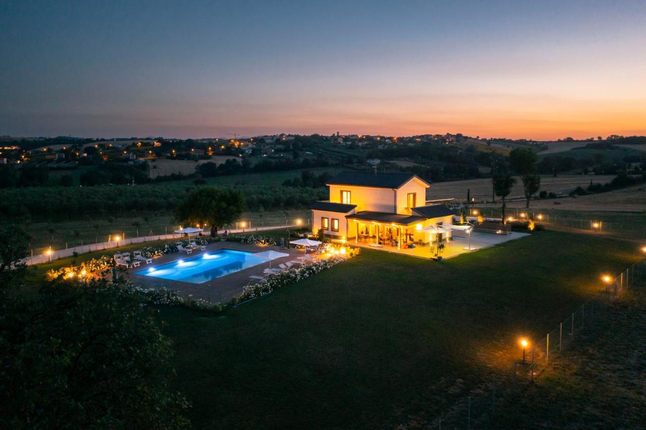 Agri-Relais Ventisettegradi Bed & Breakfast Montemarciano Exterior photo