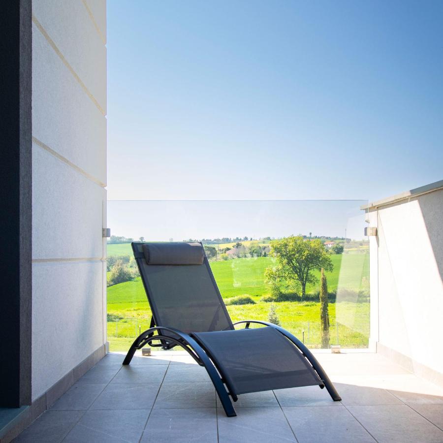 Agri-Relais Ventisettegradi Bed & Breakfast Montemarciano Exterior photo