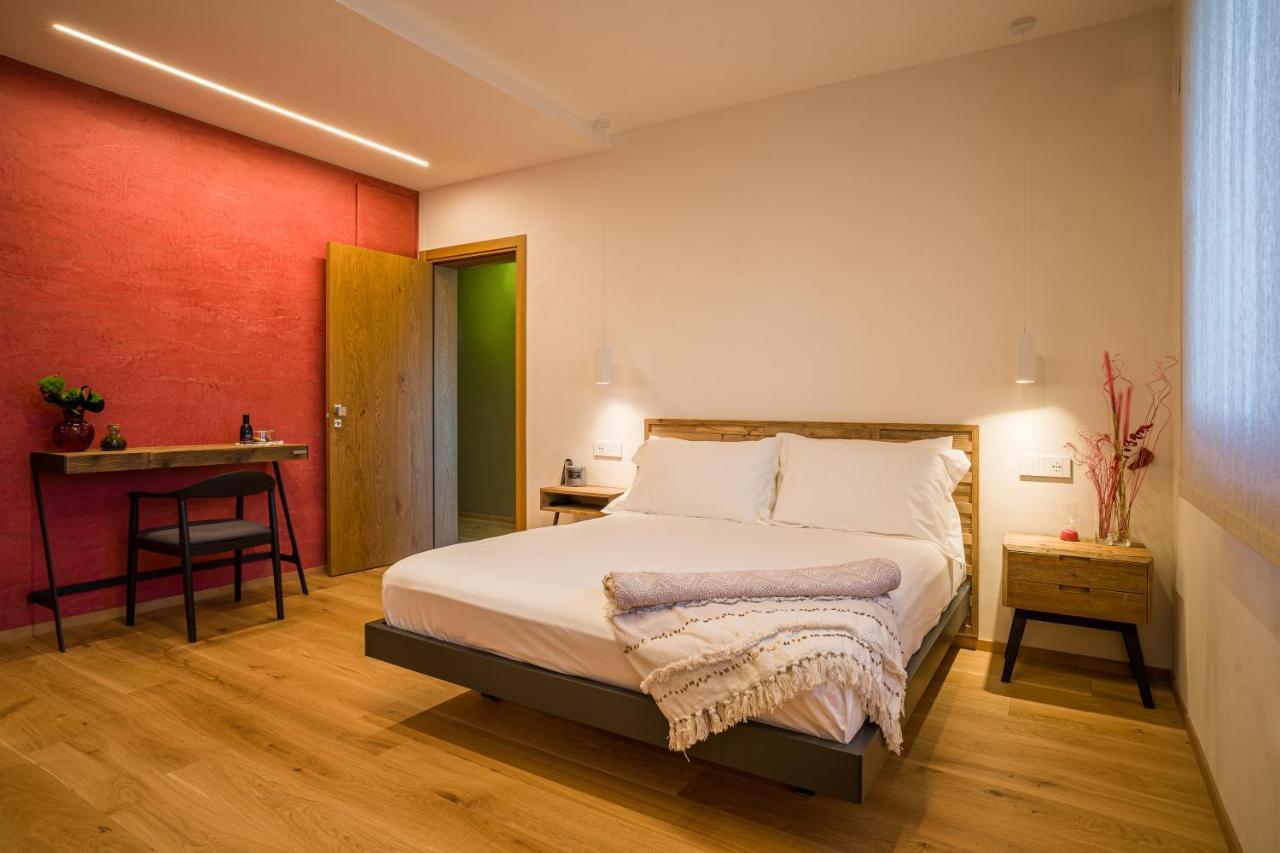 Agri-Relais Ventisettegradi Bed & Breakfast Montemarciano Exterior photo